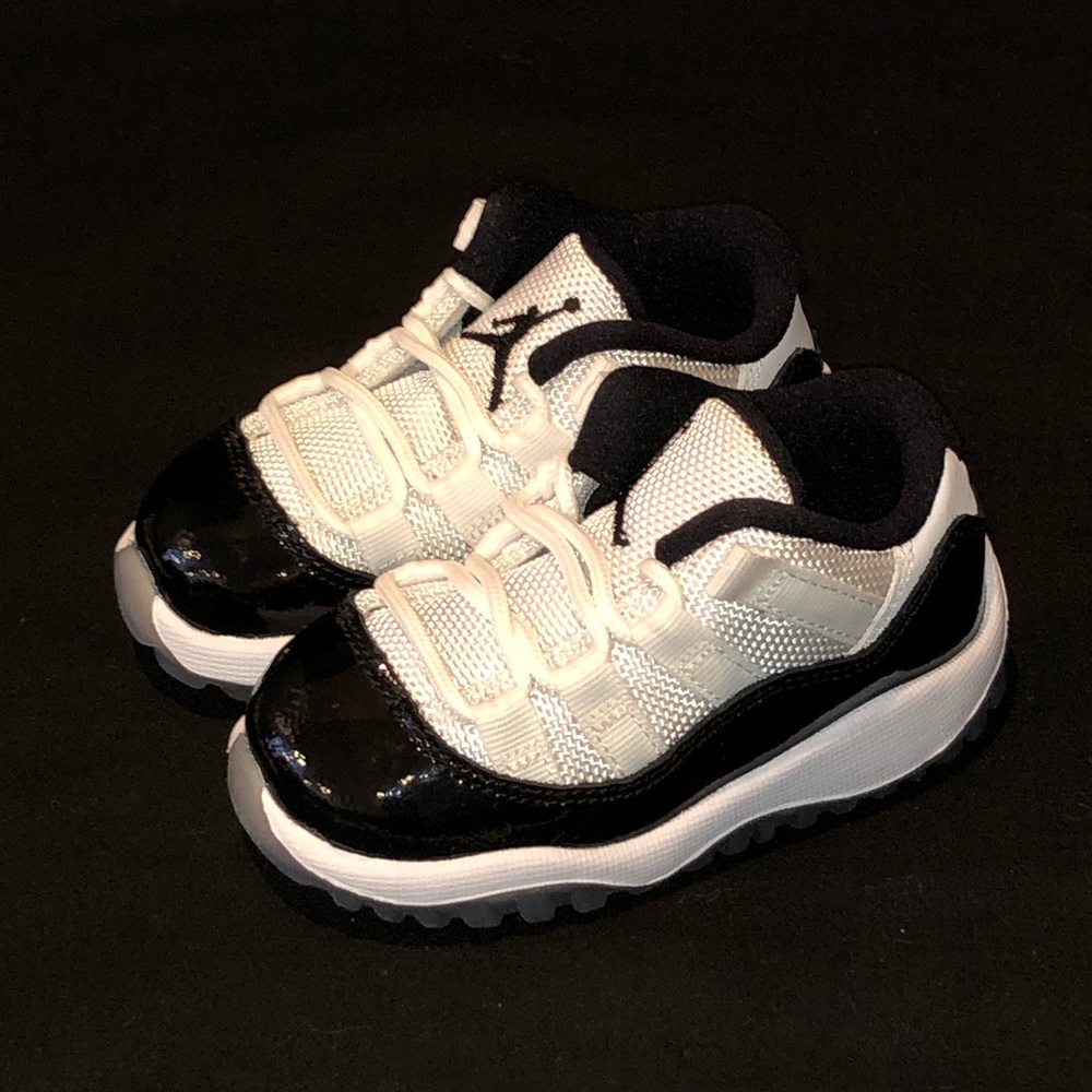 5c Jordan 11 Retro Low BT